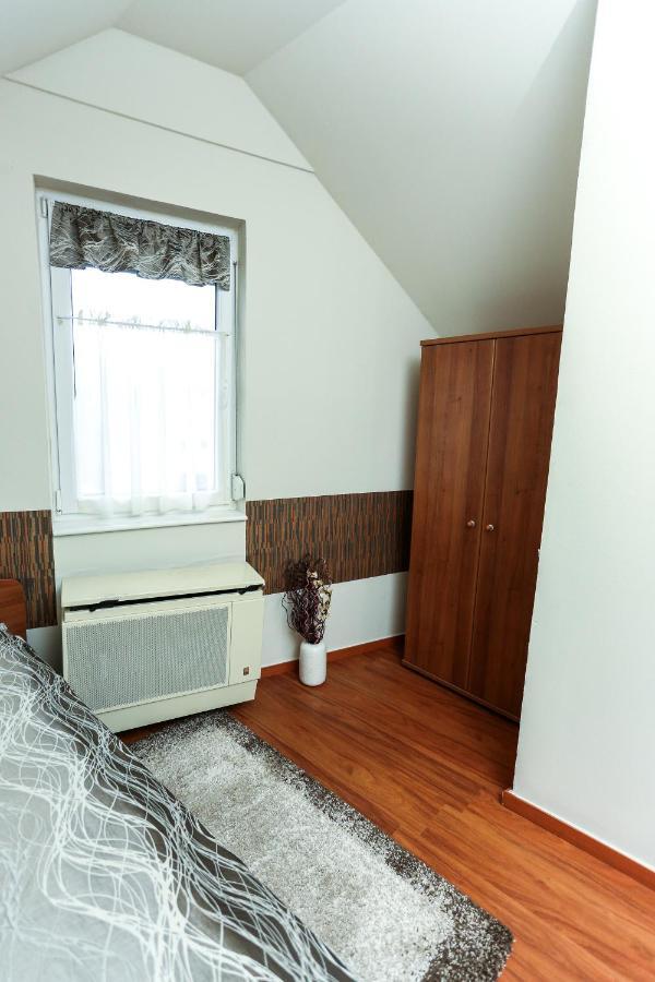 Gardi Apartman Szekszard Ngoại thất bức ảnh