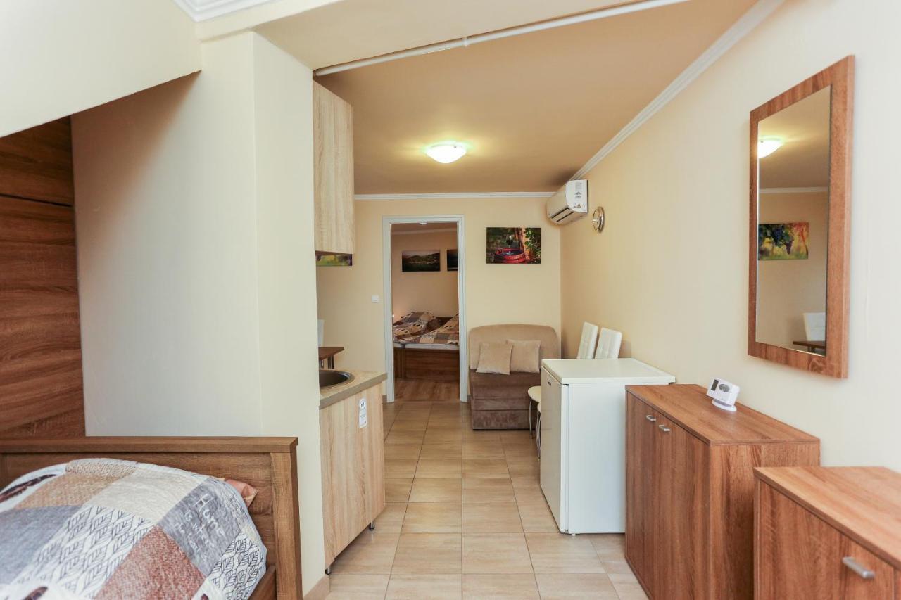 Gardi Apartman Szekszard Ngoại thất bức ảnh
